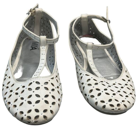MIA Girl perforated white silver rhinestone buckle ballet flats mary jane size 4 - Picture 1 of 7